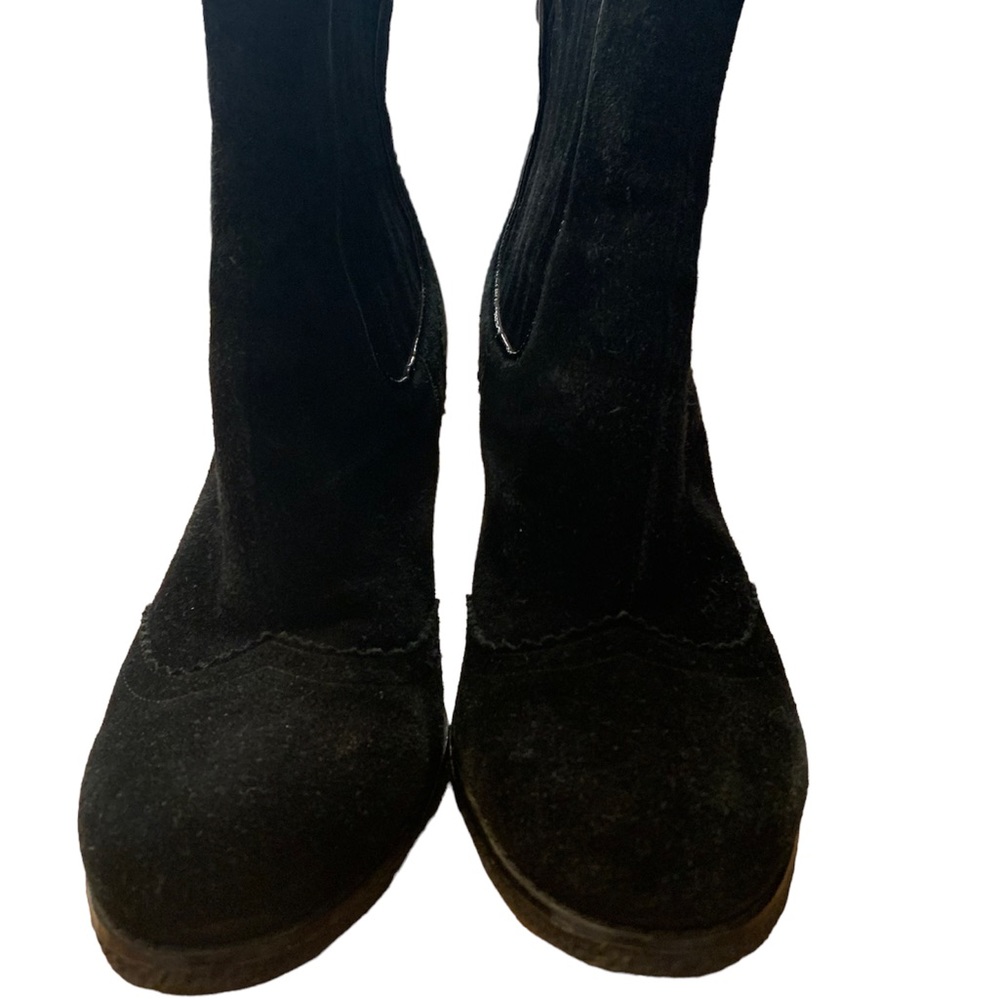 Tommy Hilfiger Ankle Boots , size 7 1/2M, Color Black, Suede. - Picture 3 of 5
